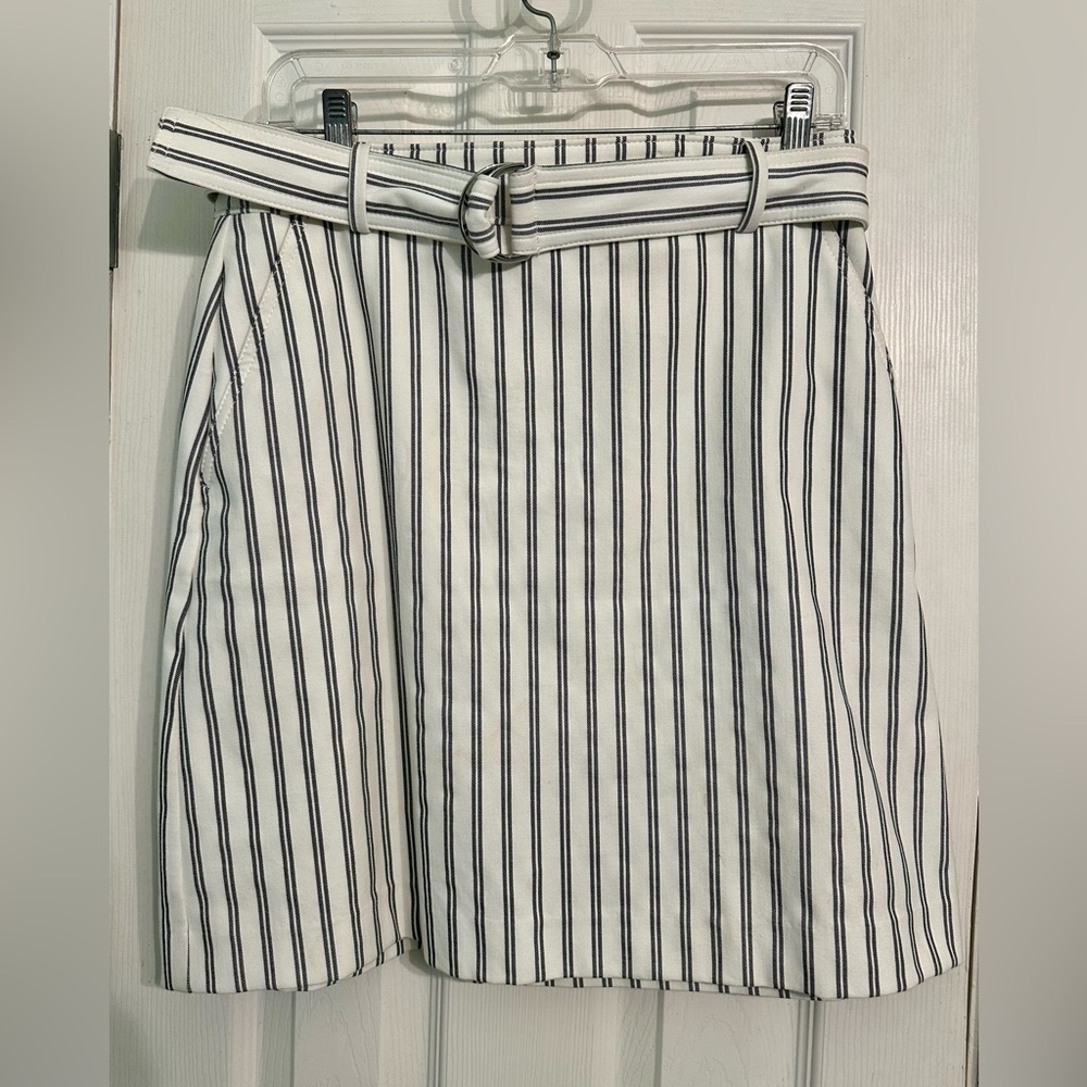Ann Taylor Black and White Belted Pencil Skirt